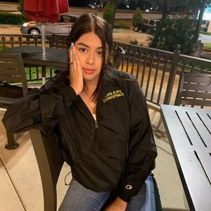 Meet your Posher, Roxana